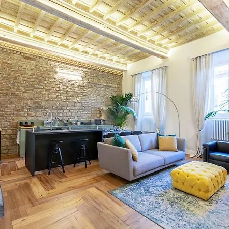 Palazzo Dei Signori Luxury Design Loft Apt With View, Florence