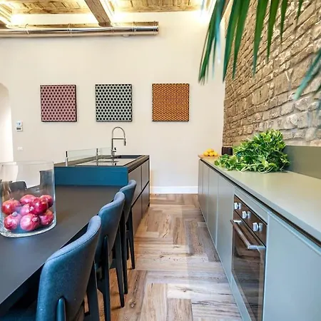 Palazzo Dei Signori Luxury Design Loft Apt With View, Florence * Florence