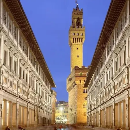 Apartment Palazzo Dei Signori Luxury Design Loft Apt With View, Florence