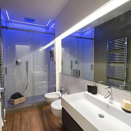 Apartment Palazzo Dei Signori Luxury Design Loft Apt With View, Florence *